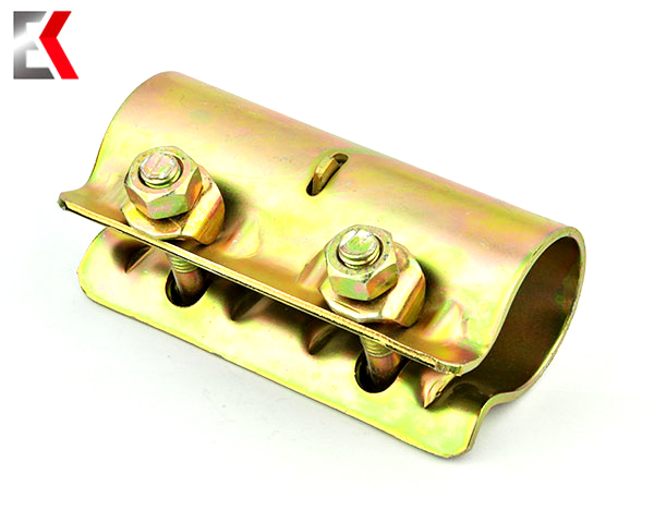 Gepresste Hülle -Gerüstkuppler