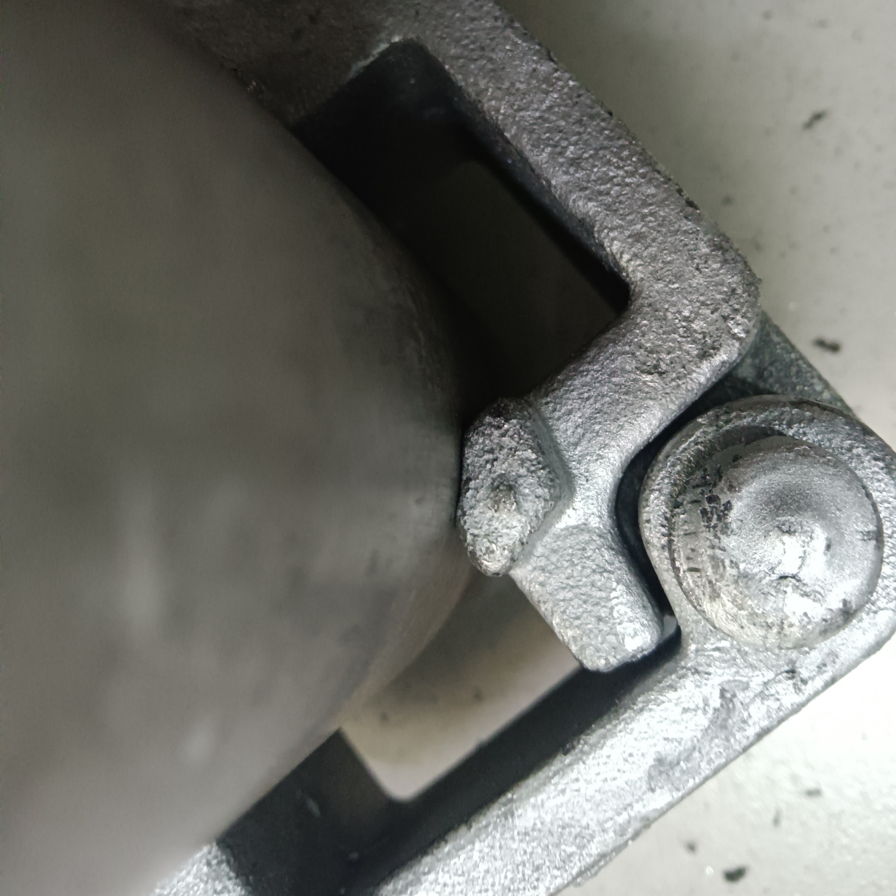 Ringkupplung Speziell geformte Gerüstklemme