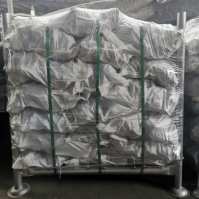 Gewebte Beutel mit Stahlpaletten