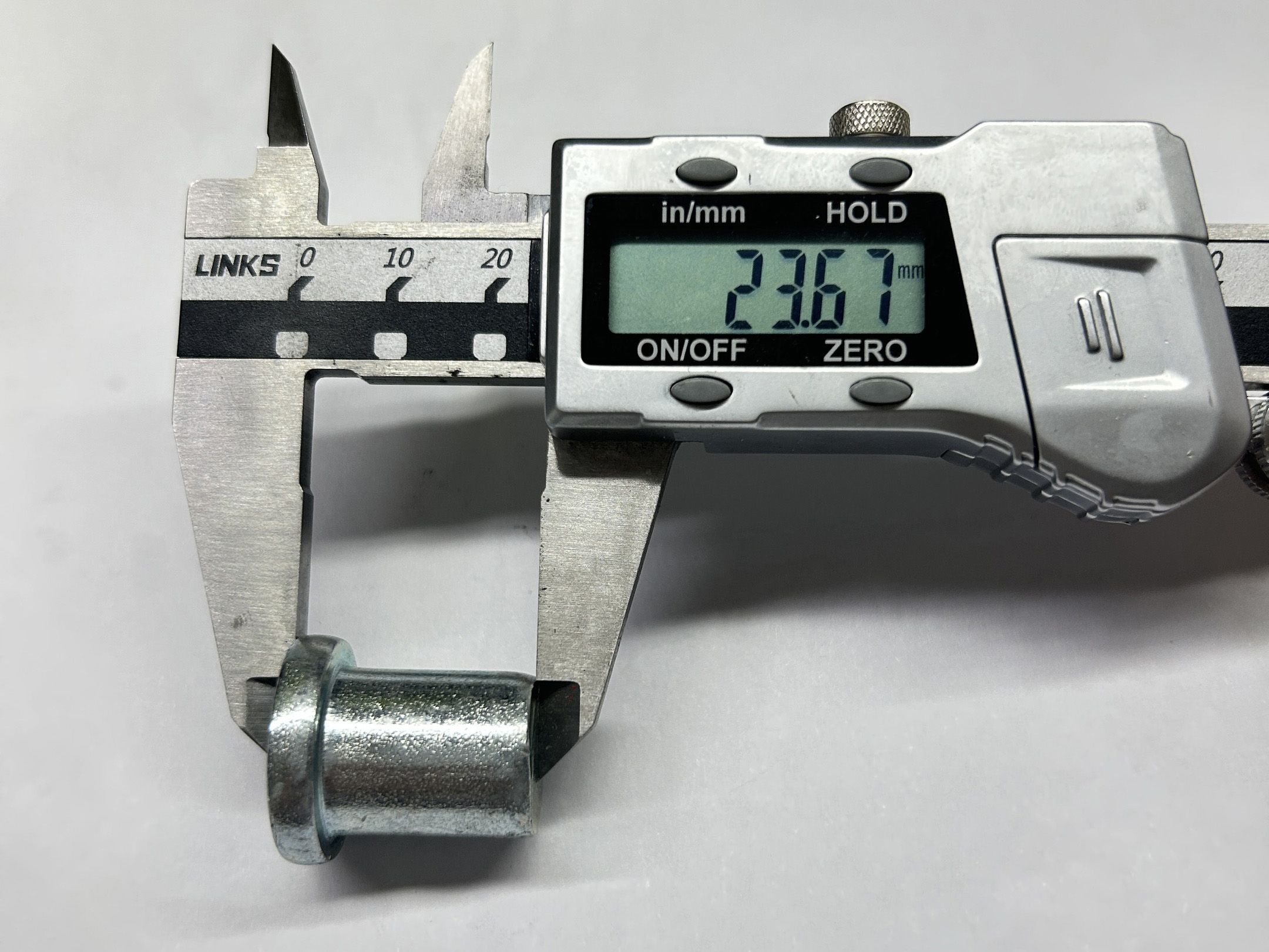 Ger&uuml;stkupplungs-Nietgr&ouml;&szlig;e 