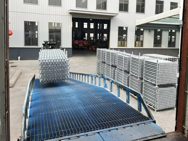Lieferung des Ringlock -Ger&uuml;stsystems