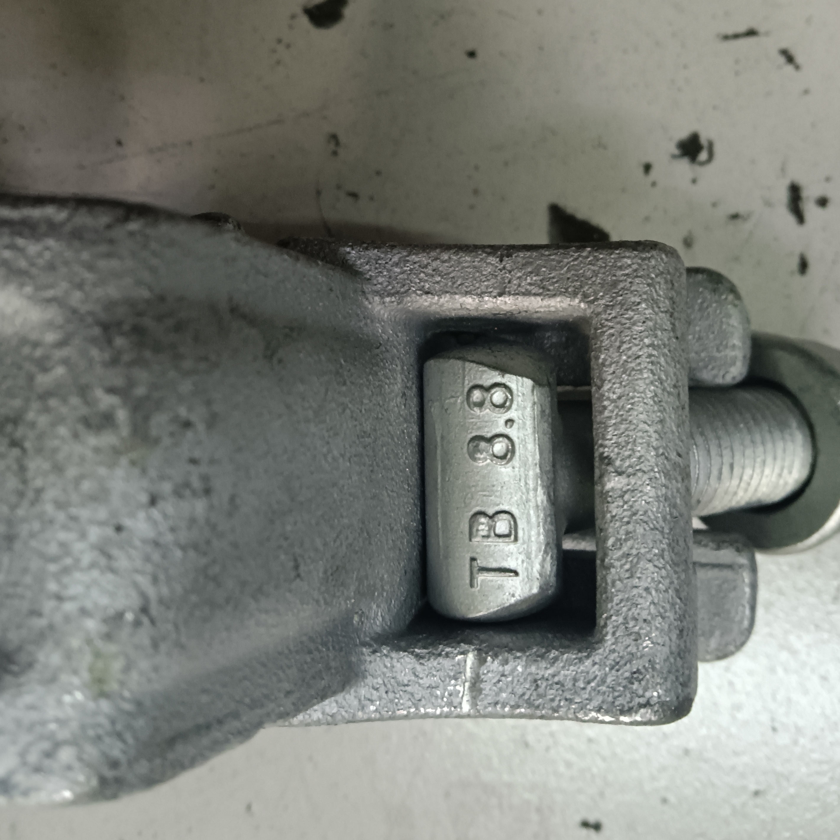 Ringkupplung Speziell geformte Gerüstklemme