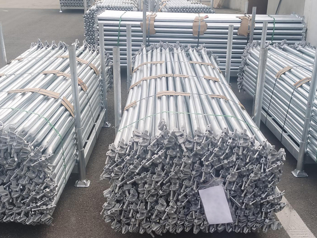 Ringlock -Ger&uuml;stdiagonalklammer