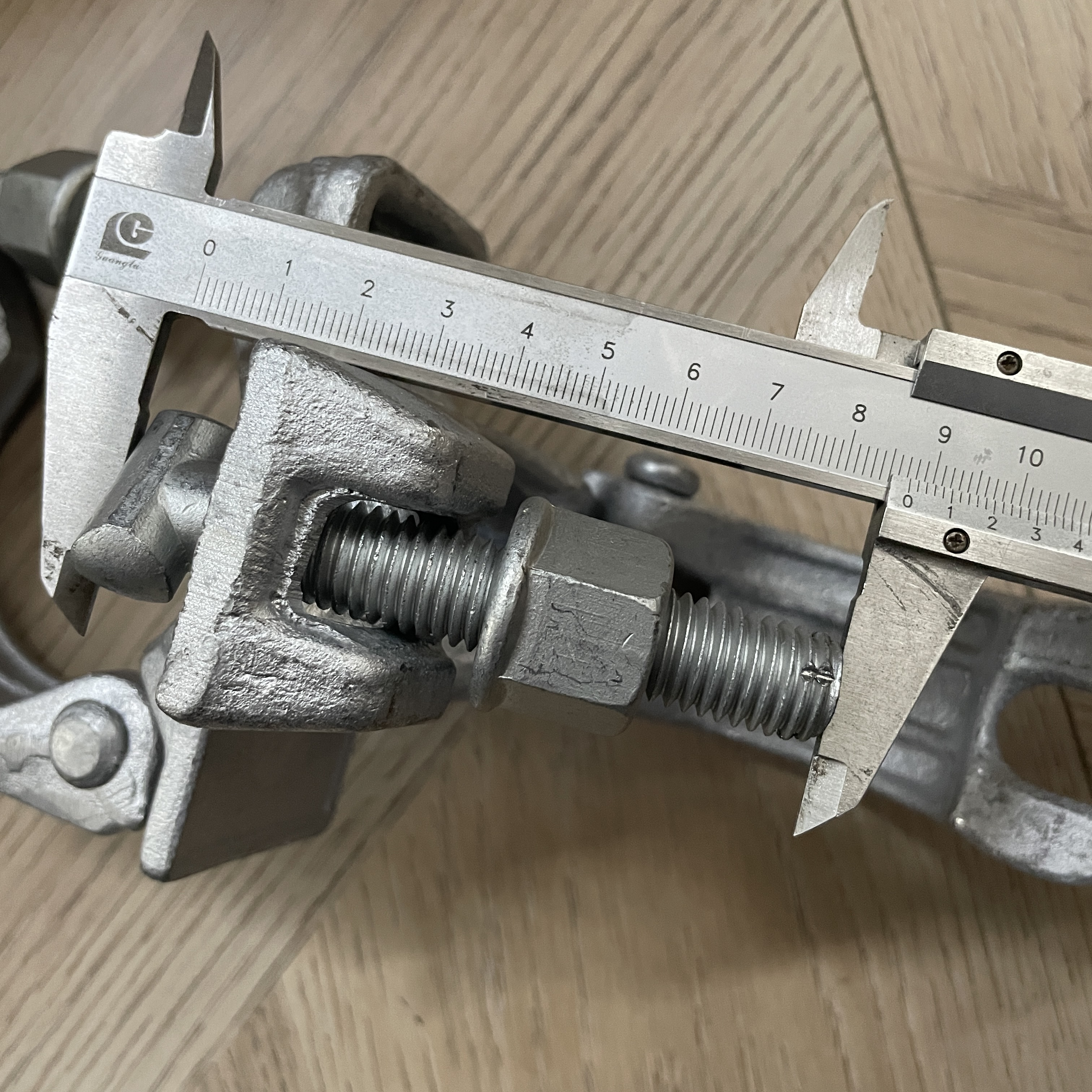 Ger&uuml;stklemme in Sonderform. 