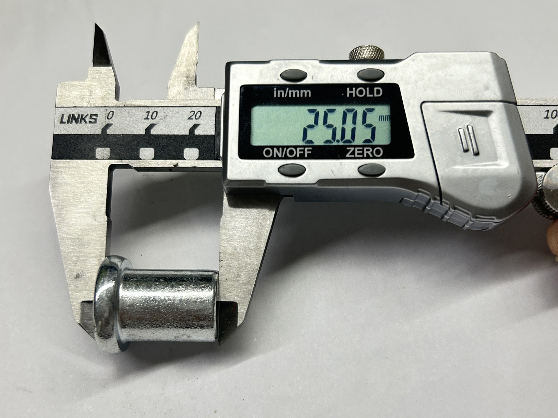 Ger&uuml;stkupplungs-Nietgr&ouml;&szlig;e 