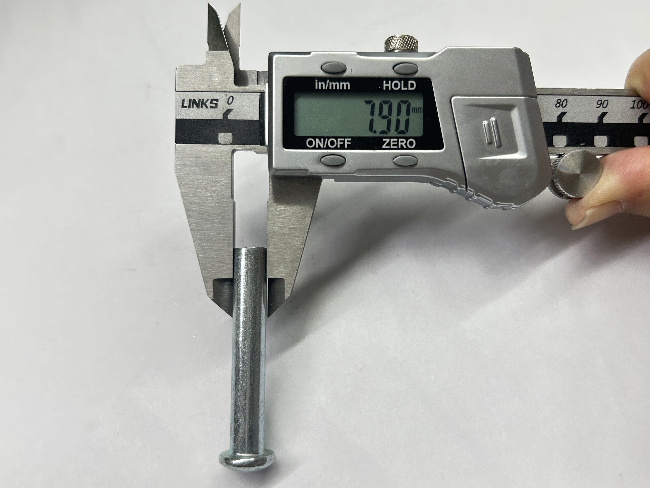 Ger&uuml;stkupplungs-Nietgr&ouml;&szlig;e 