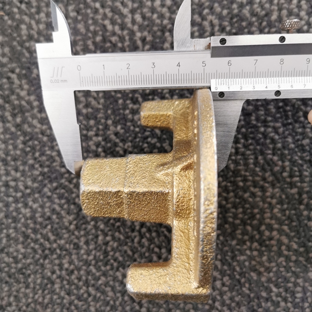 Fl&uuml;gelmutter 2-04