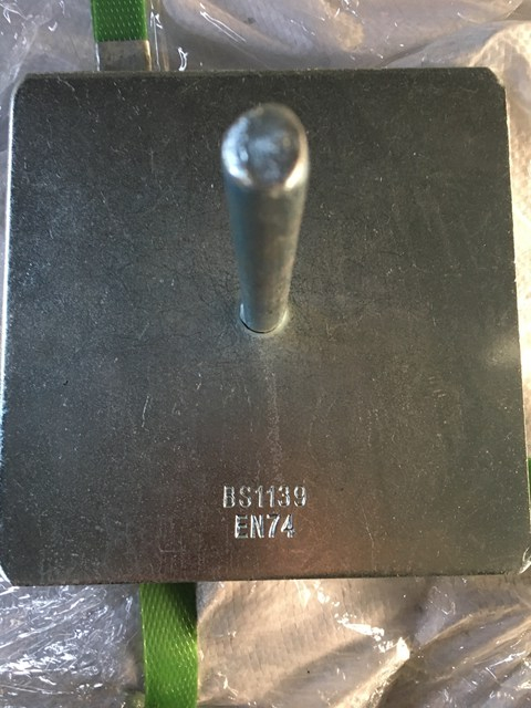 BS1139 EN74 Zinkplattierte Gerüste Rundstabbasisplatte