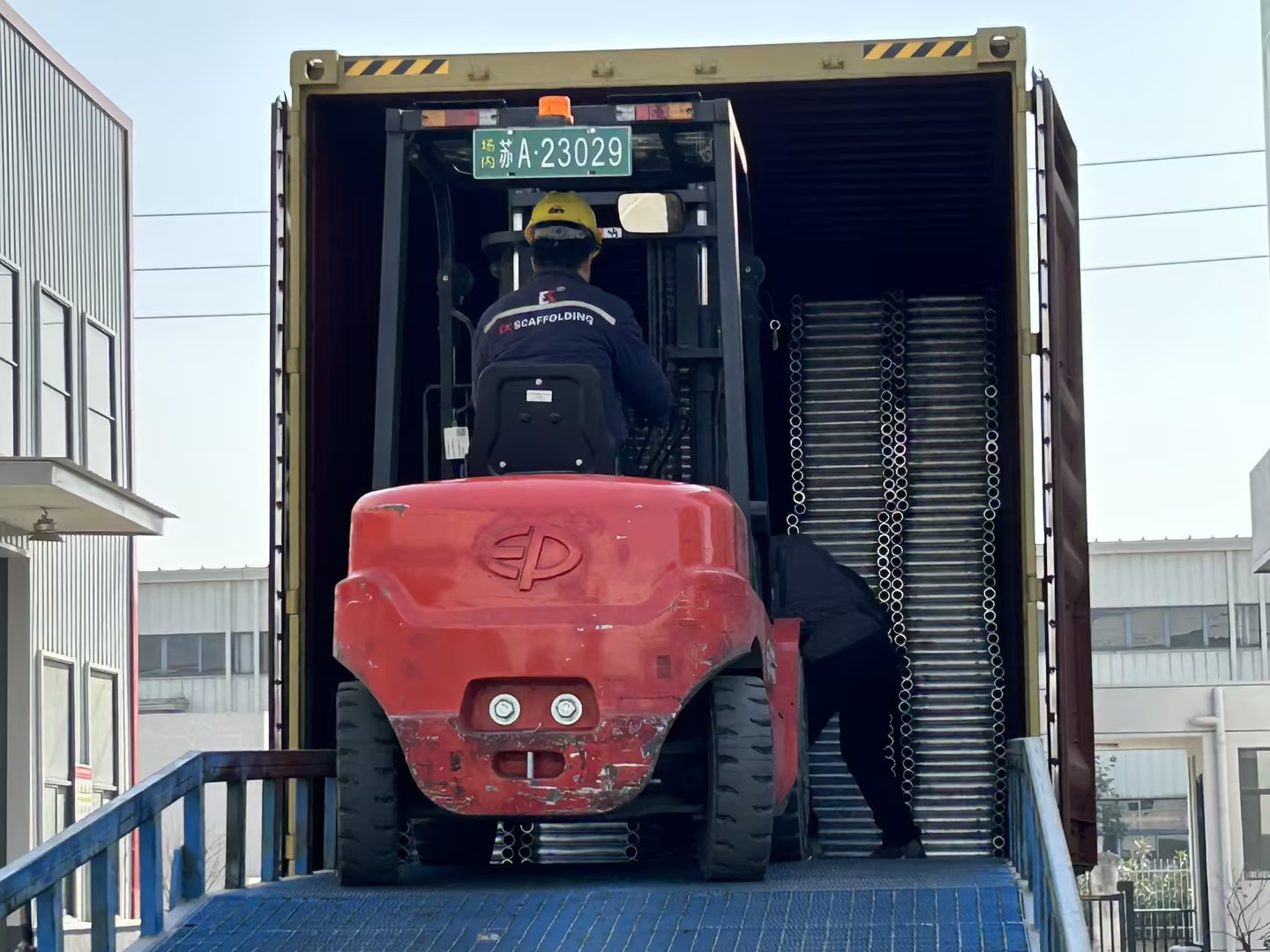 Ger&uuml;st-Gittertr&auml;ger-Versand 