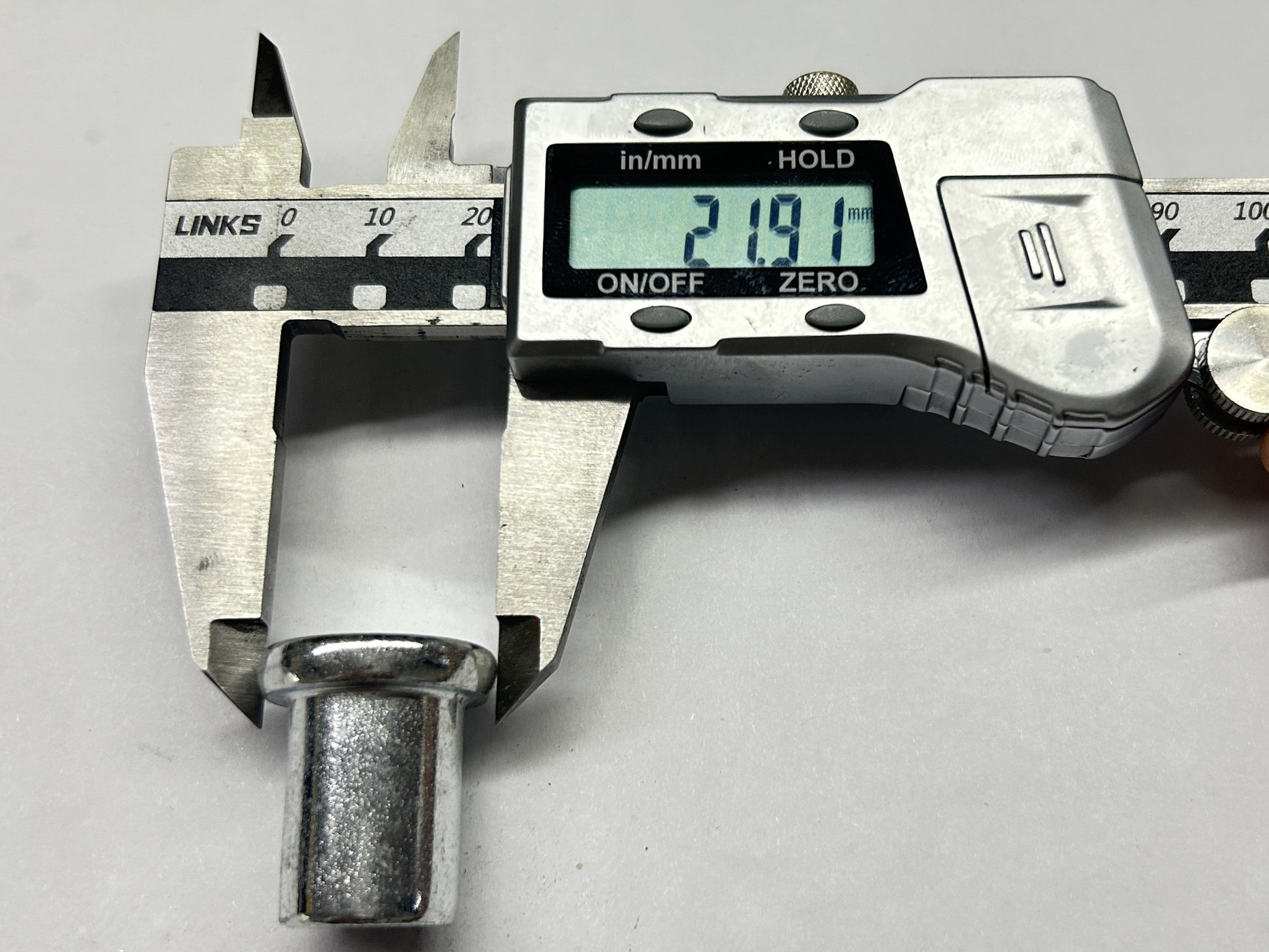 Ger&uuml;stkupplungs-Nietgr&ouml;&szlig;e 