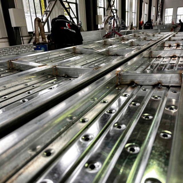 geschlossener Stahlplanke