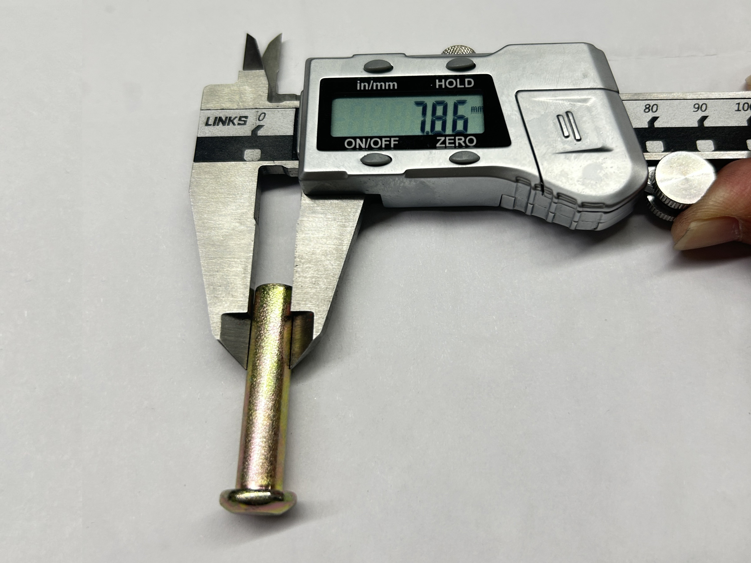 Ger&uuml;stkupplungs-Nietgr&ouml;&szlig;e 