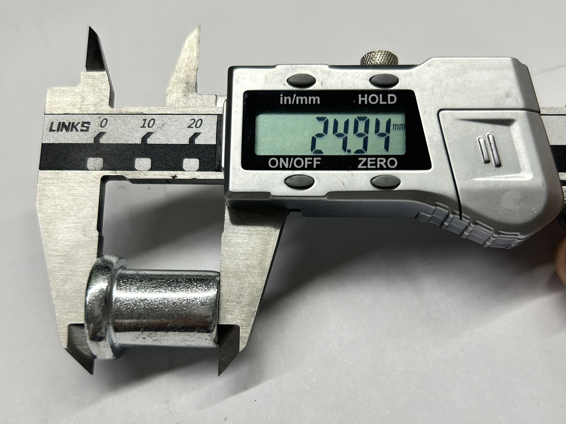 Ger&uuml;stkupplungs-Nietgr&ouml;&szlig;e 