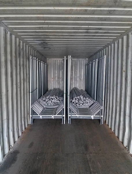 Punch -Loch -Gerüstkreuzklasse