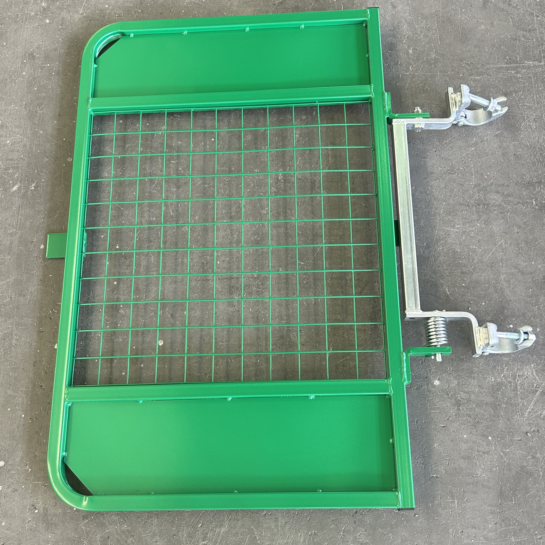 Maßgeschneidertes Gerüsttor