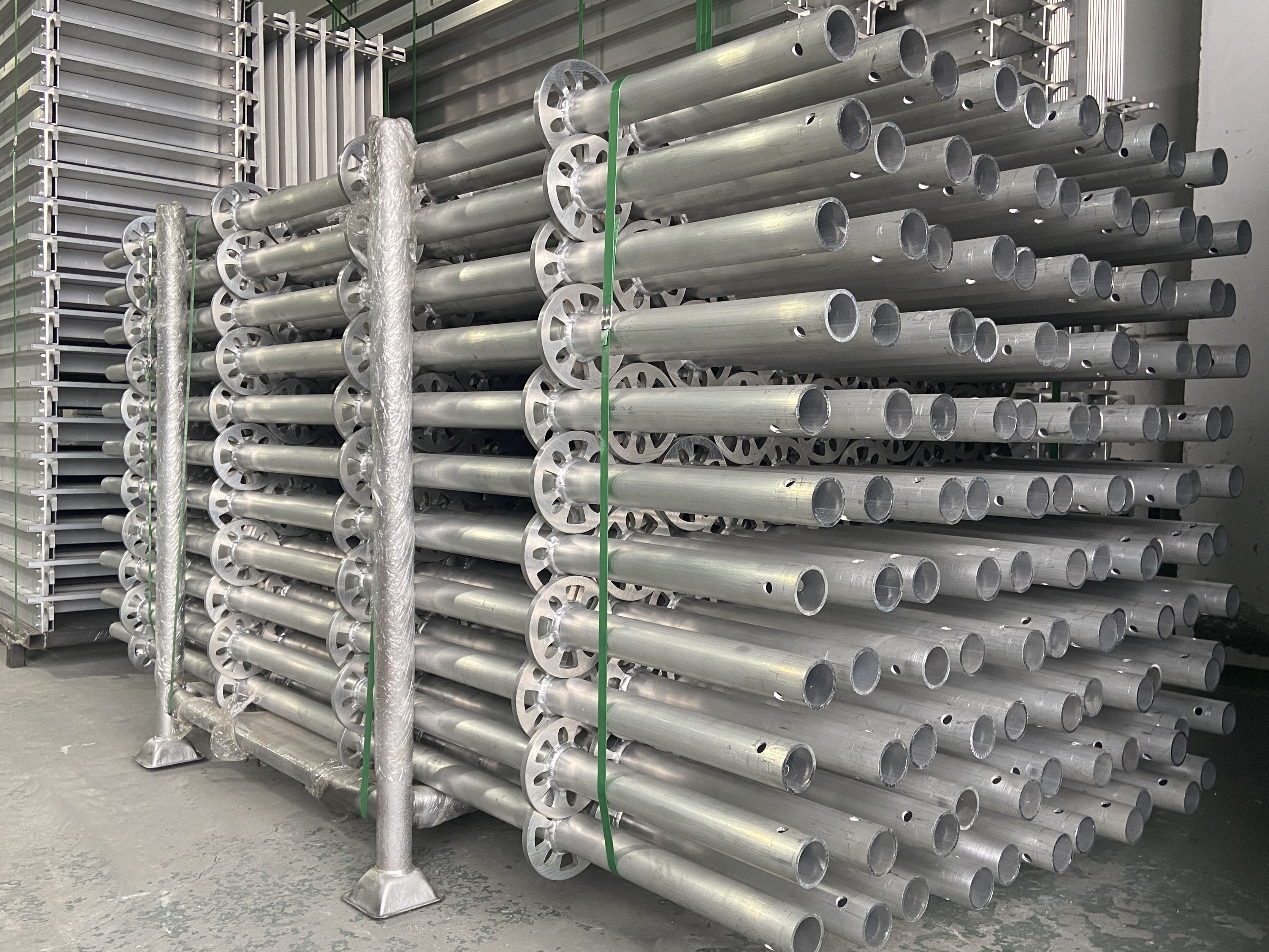 Aluminium -Ringlock -Ger&uuml;st vertikal