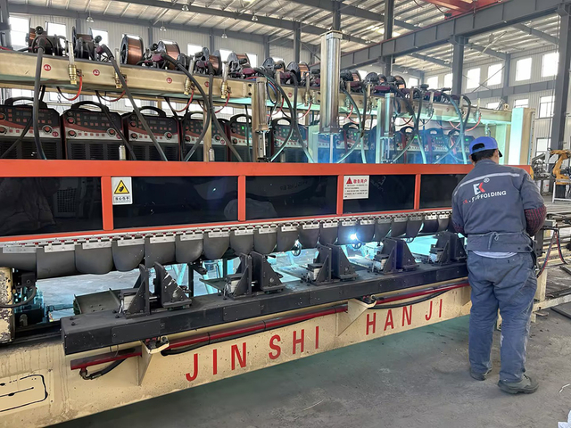 Ringlock -Ger&uuml;stschwei&szlig;en