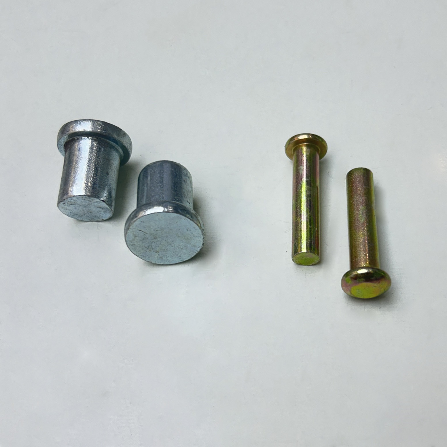 UK-gepresster Gerüstkupplungsniet