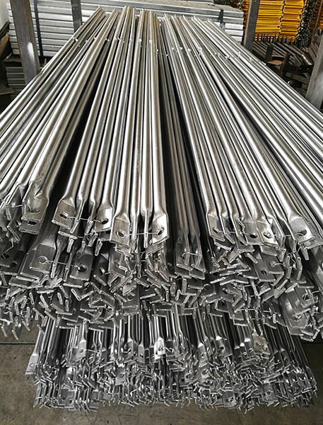 Punch -Loch -Gerüstkreuzklasse