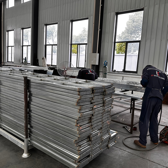 geschlossener Stahlplanke