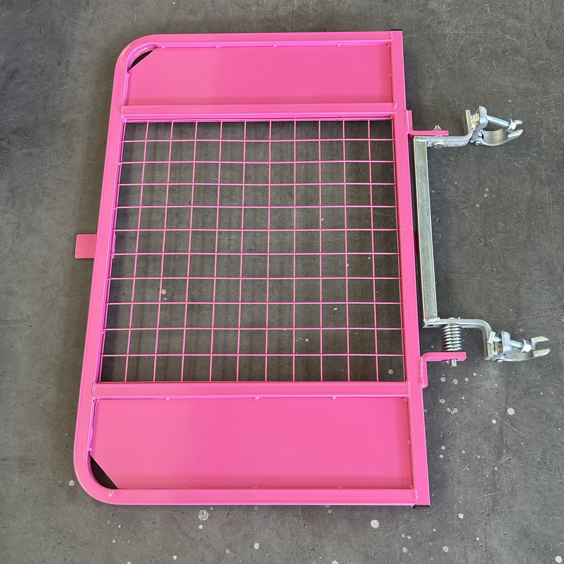 Maßgeschneidertes Gerüsttor