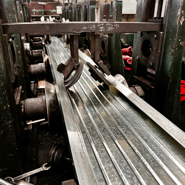 geschlossener Stahlplanke