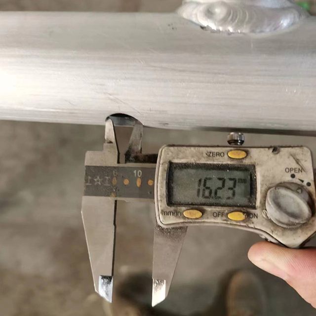 Aluminiumgitterstrahl