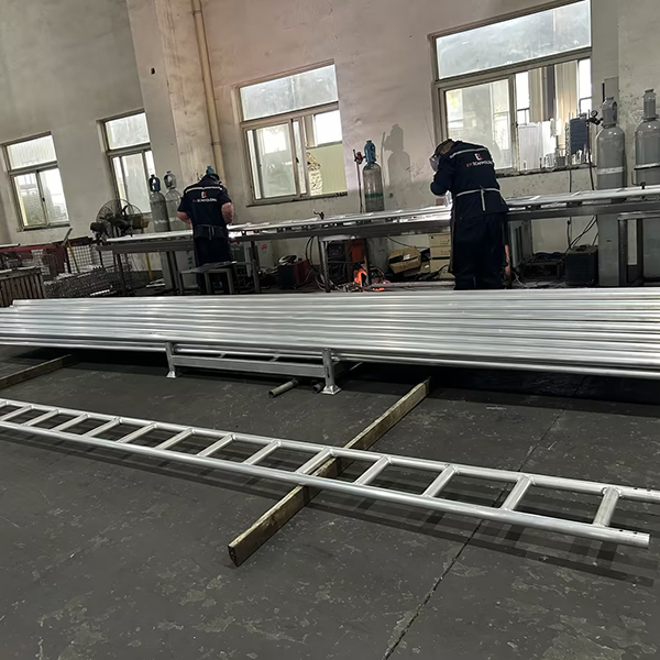 Aluminiumleiterstrahl